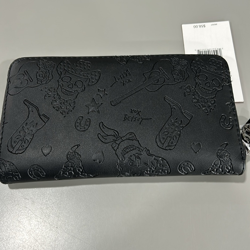 Betsey Johnson, Black Western Boots and Skull in Cowboy Hat Wallet - Picture 4 of 6